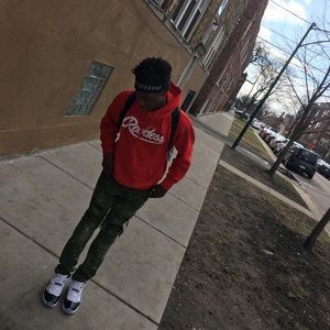 Meet your Posher, Leonard